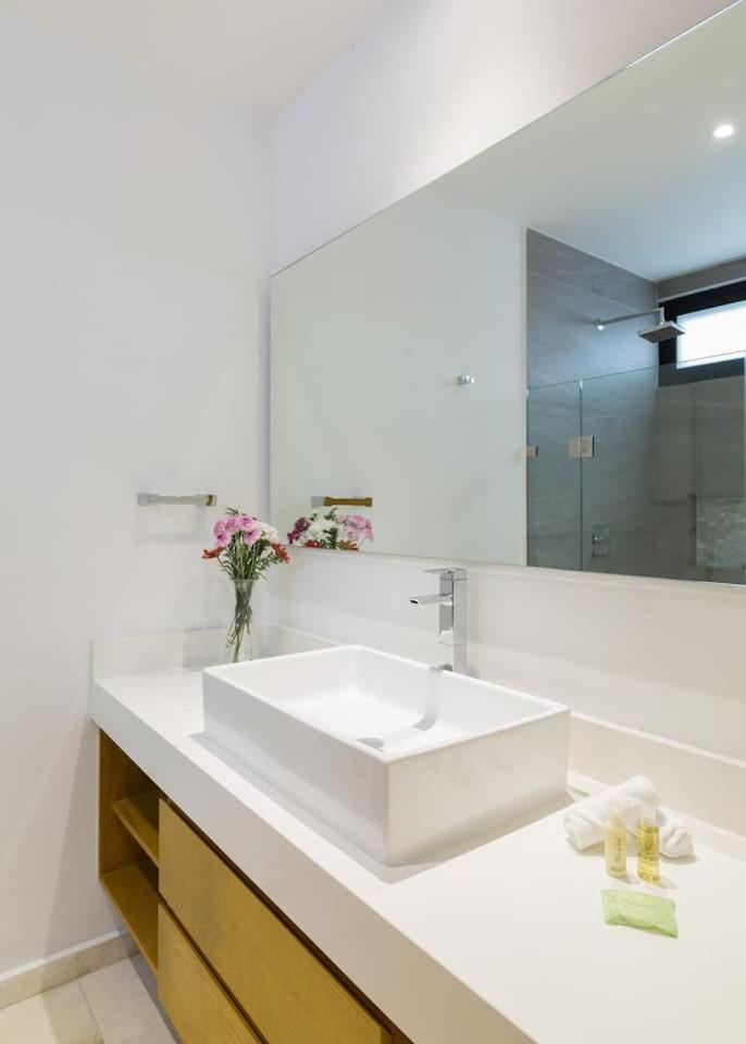 Infinity Suites ตูลุม ภายนอก รูปภาพ